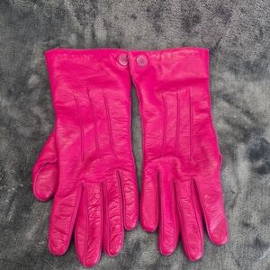 Vintage  Coach Women's Pink Leather Basic Gloves  Size 6.5Fuchsia Leather Gloves